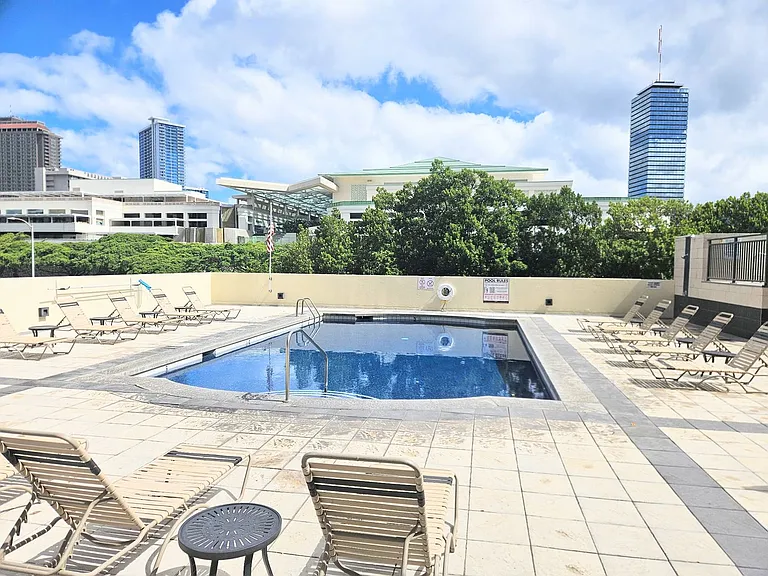 1717 Ala Wai Blvd #1402 — Photo 13