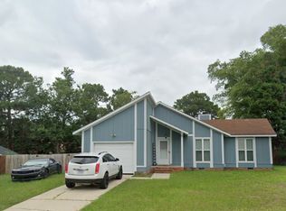 6018 Shearwater Dr, Fayetteville, NC 28304