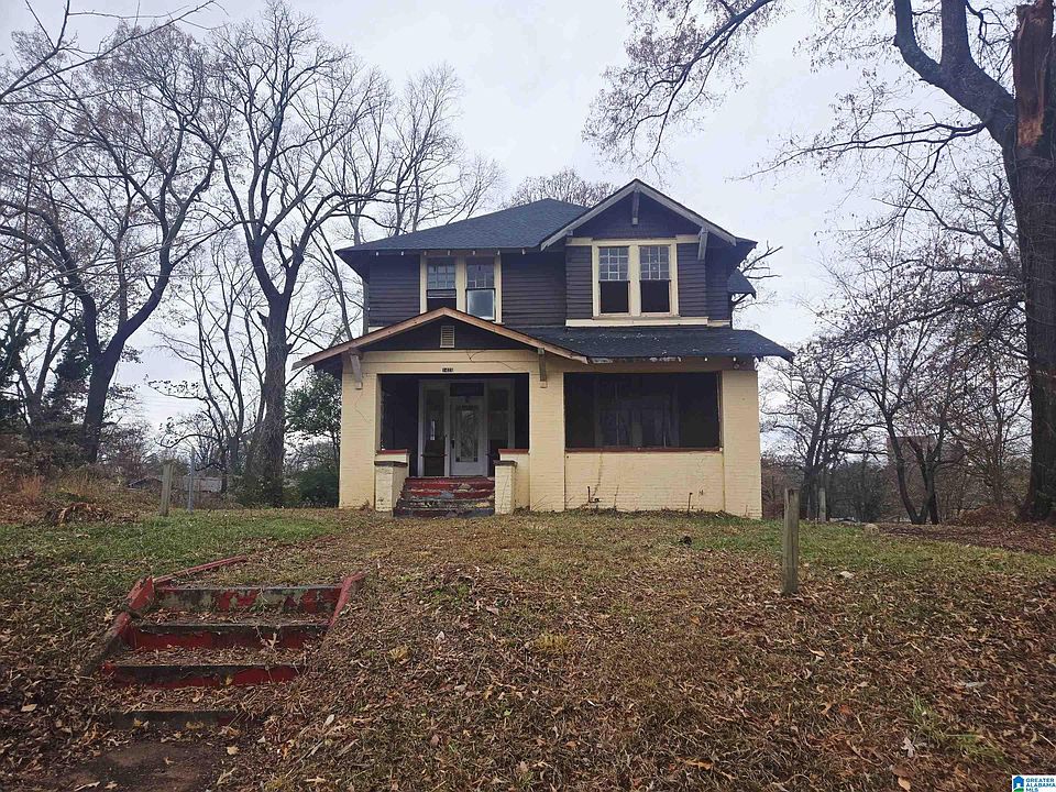 1st image of 1426 30th St N