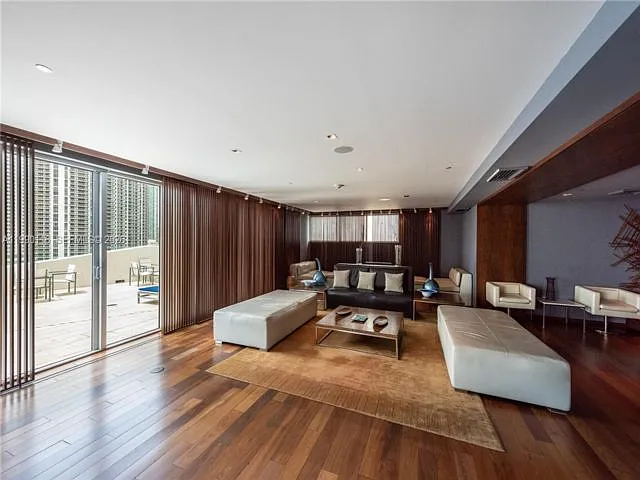 335 S Biscayne Blvd #2512 — Photo 15