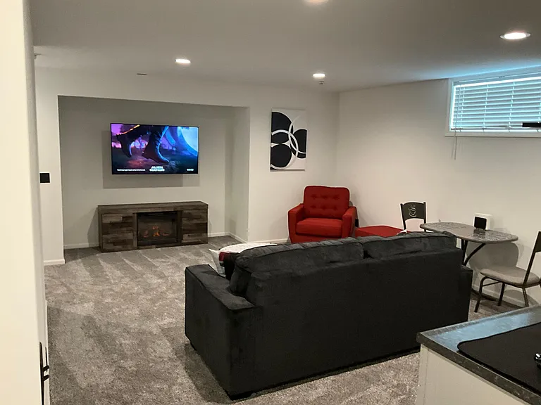 1515 W Main St #301 — Photo 12