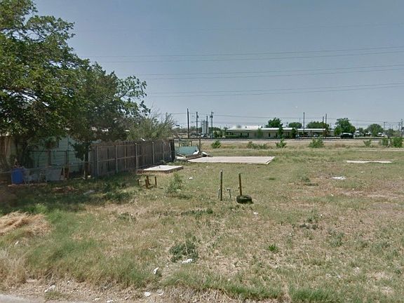 2nd image of 1506 E Industrial Ave