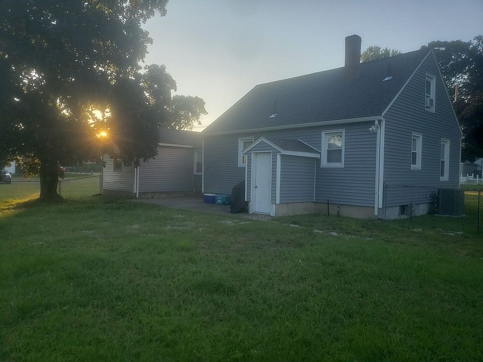 741 Prospect St, Chicopee, MA 01020 Zillow