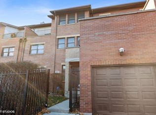 1652 S Albany Ave, Chicago, IL 60623