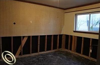 5th image of 1664 Moulin Ave