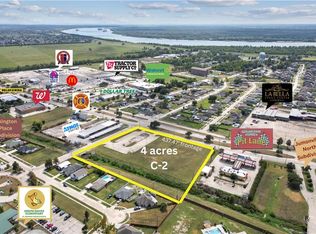 E Judge Perez Dr, Meraux, LA 70075