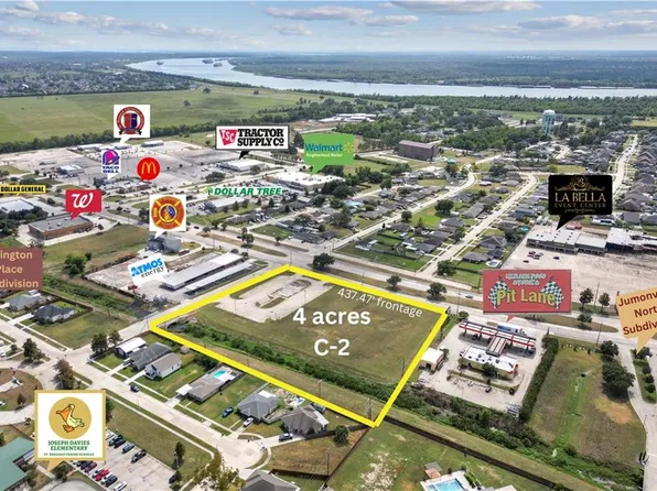 E Judge Perez Dr, Meraux, LA 70075