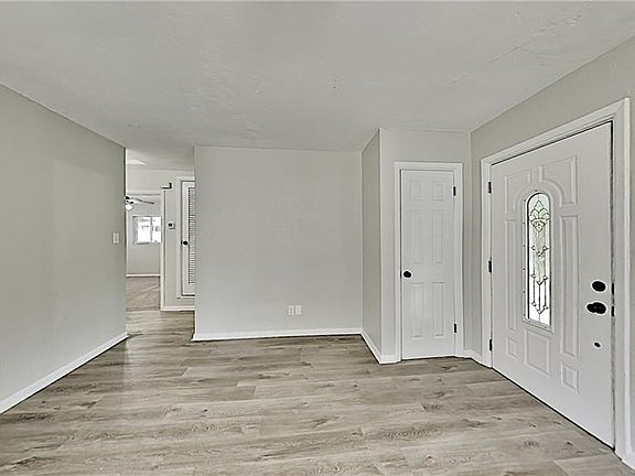 3rd image of 675 62nd Ave S