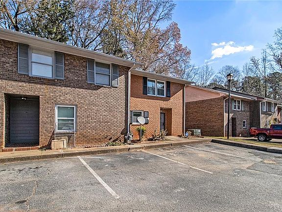 4th image of 4526 Golf Vista Cir