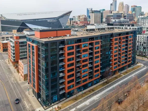 215 10th Ave S Unit 207, Minneapolis, MN 55415