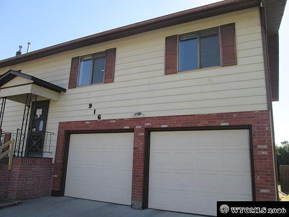 2nd image of 916 N Forest Dr