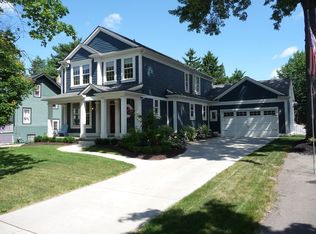 221 E Farnum Ave, Royal Oak, MI
