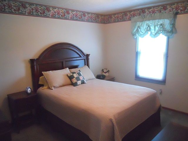 2nd image of 4226 Canterbury Dr