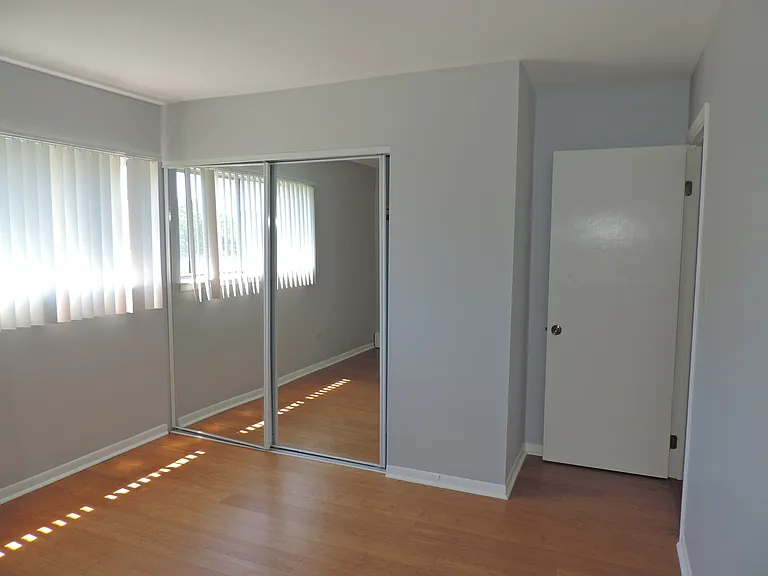 7425 Brookdale Dr #2-202 — Photo 9