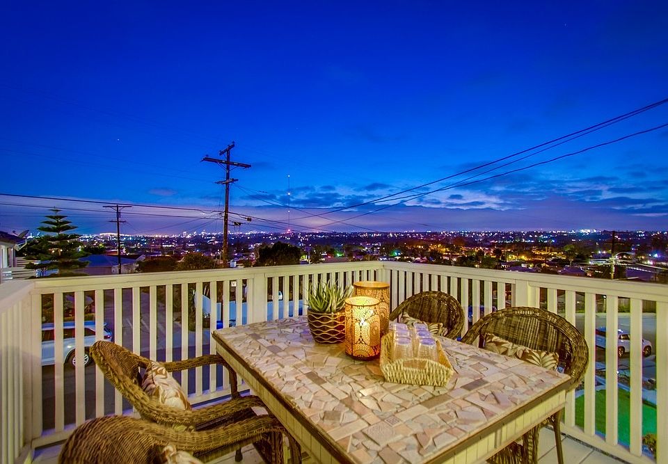 1st image of 2383 Balboa Vista Dr