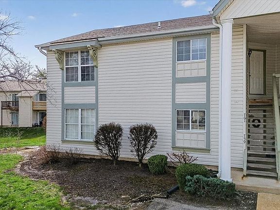 2nd image of 761 Sugar Glen Dr Unit 5