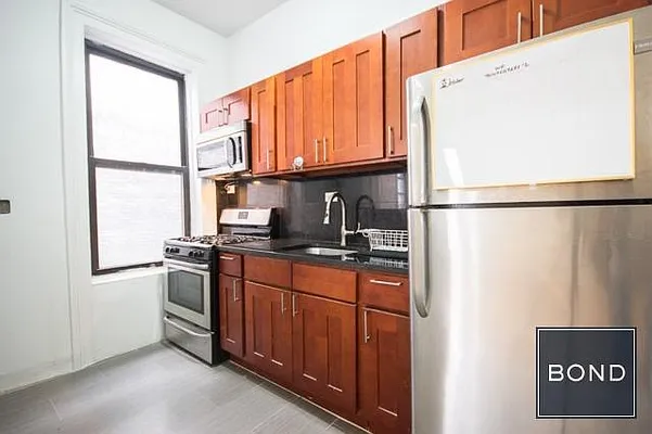 Rented by Bond New York | media 2