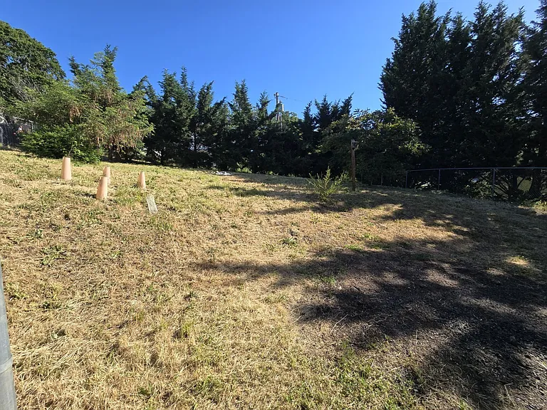 2032 NE Klamath Ave — Photo 21