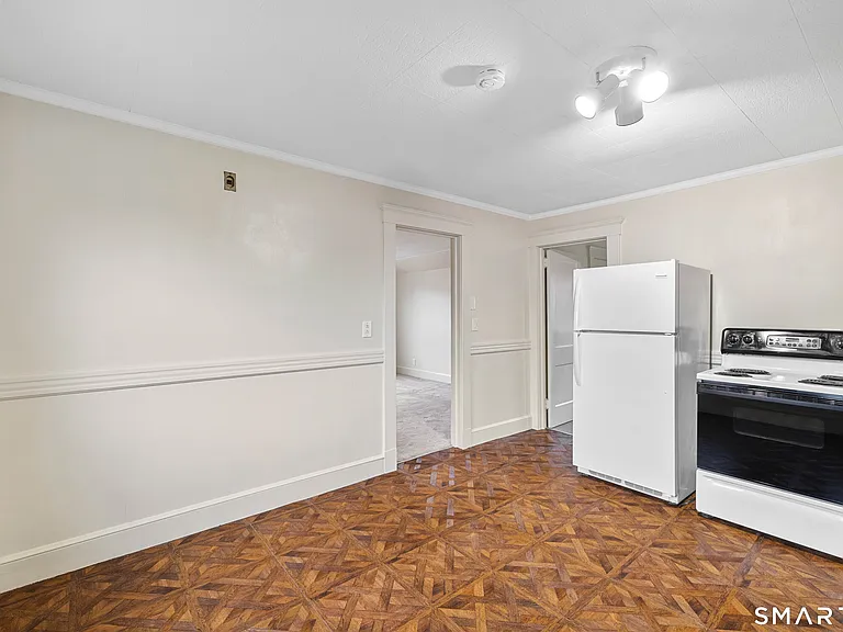 1857 State St #3 — Photo 8