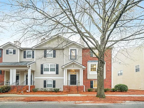206 Village Square Dr, Woodstock, GA 30188
