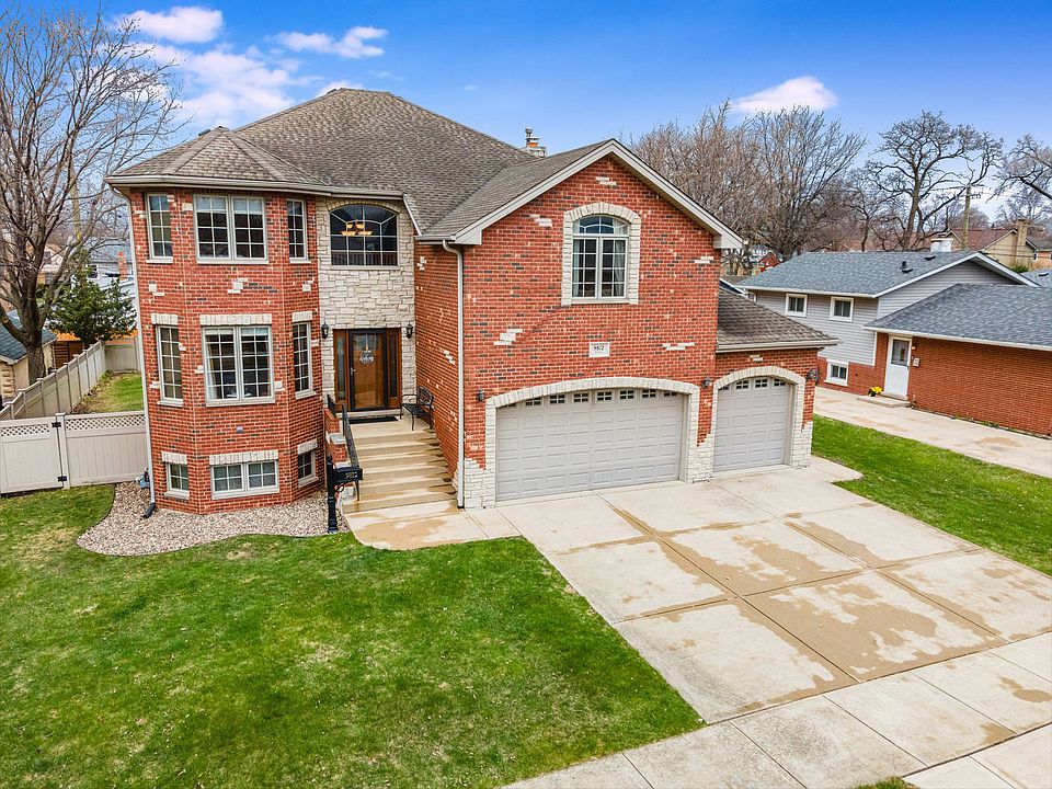 1st image of 9812 Minnick Ave