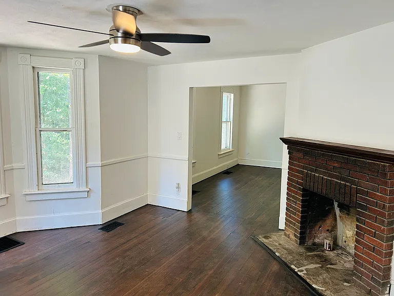 4 Hillside Pl — Photo 5