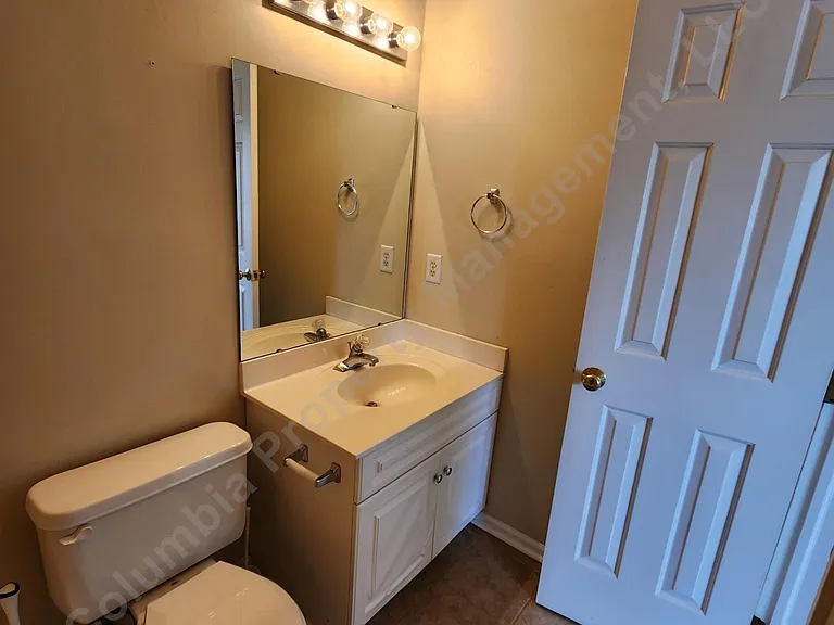 1003 Sweet Thorne Ct — Photo 24