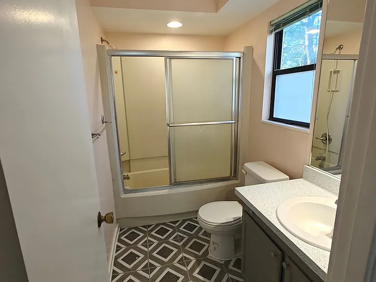 9523 Groundhog Dr — Photo 18