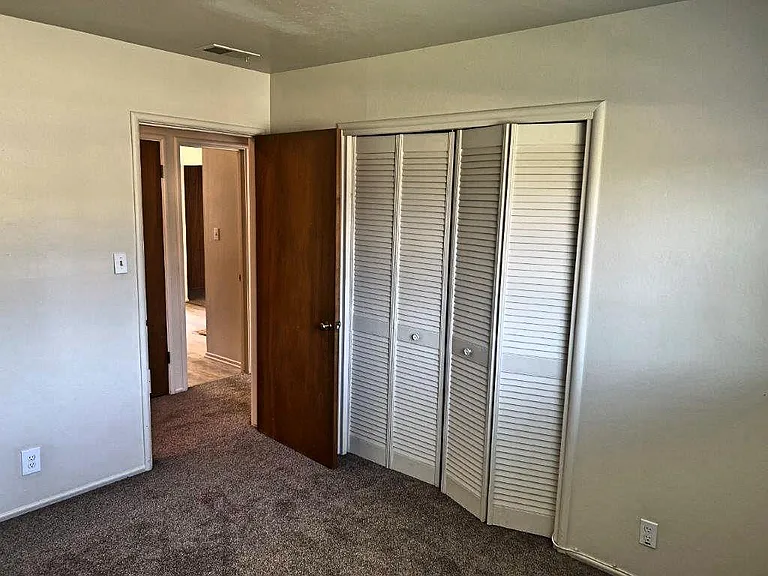 237 Peach Tree Ave — Photo 18