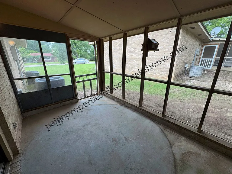605 Cooper Estates Dr #12 — Photo 9