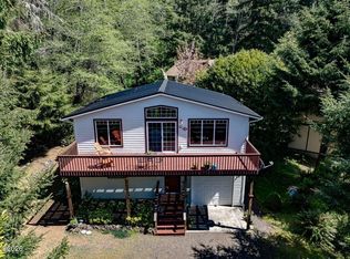 9320 Nehalem Rd, Nehalem, OR 97131