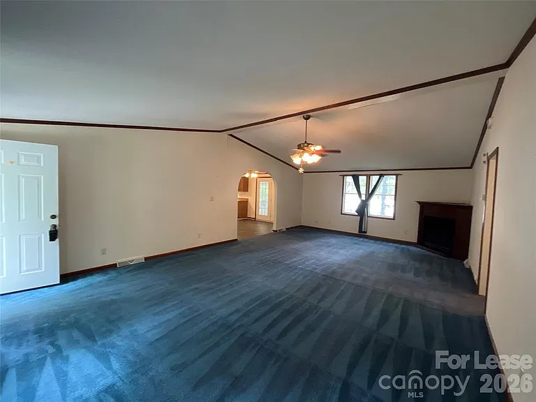 447 Kemp Rd — Photo 14