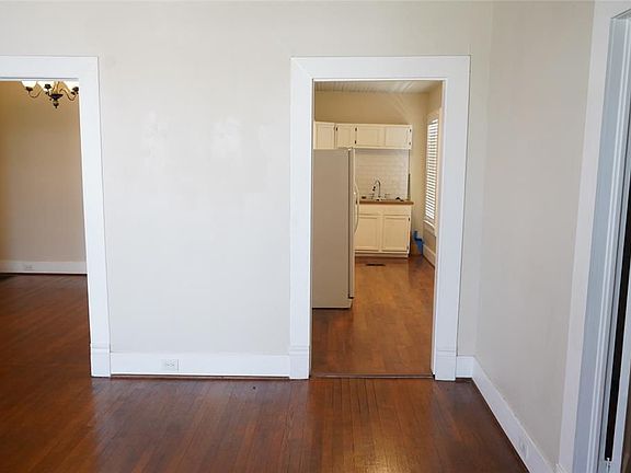 5th image of 1423 Avenue M 1/2