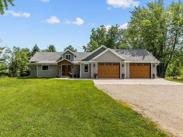 8079 County Road Mm, Larsen, WI 54947
