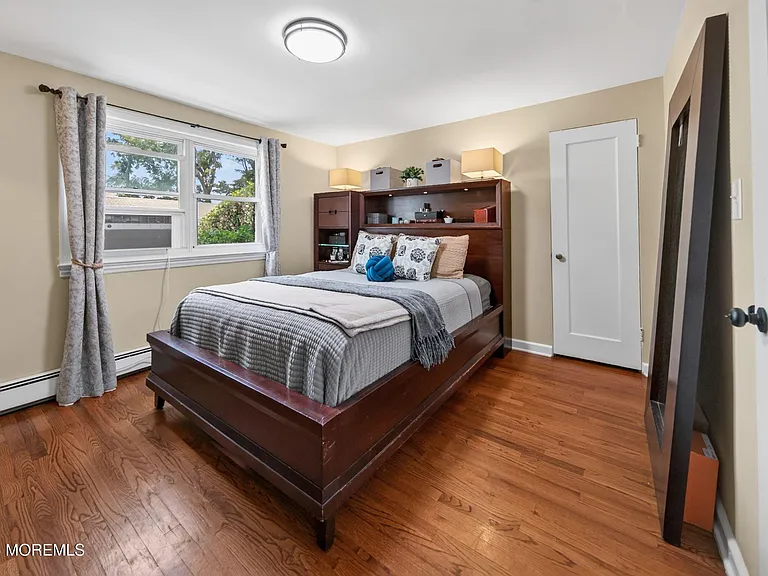 11 Manor Dr #111 — Photo 18