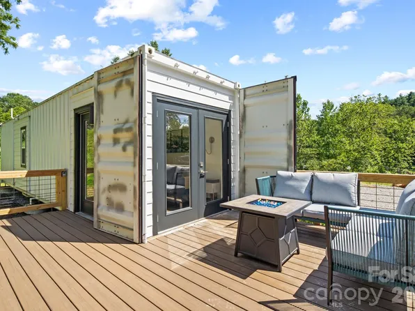 10 George Allen Rdg #B, Arden, NC 28704