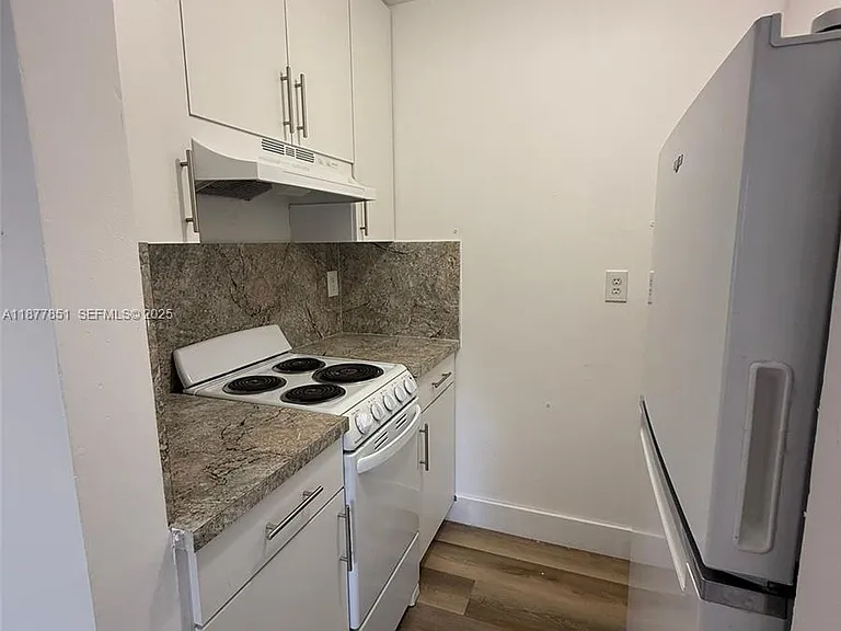 8075 SW 73rd Ave #13 — Photo 3