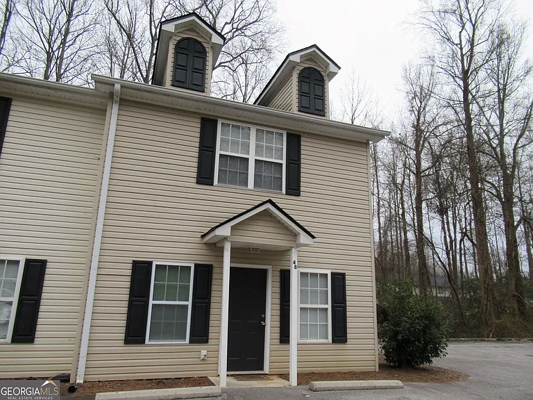 48 Cane Creek Cmns — Photo 1
