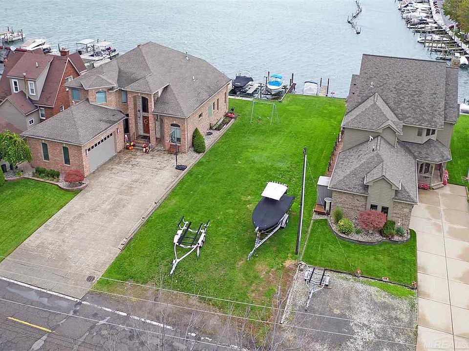 1st image of 41090 Conger Bay Dr