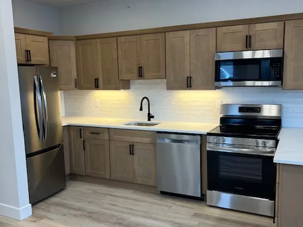 130 S 12th St #3A, Easton, PA 18042