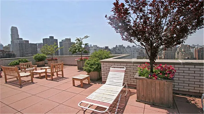 Sold by Fenwick Keats Real Estate | media 12