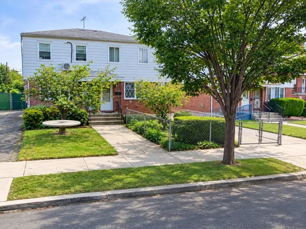 47-11 169th Street, Flushing, NY 11358