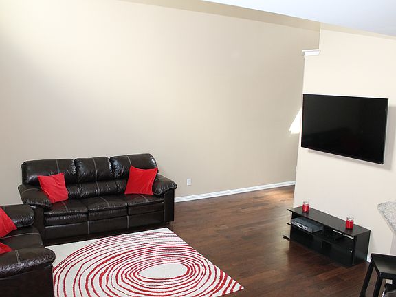 2nd image of 3608 Boxwood Dr