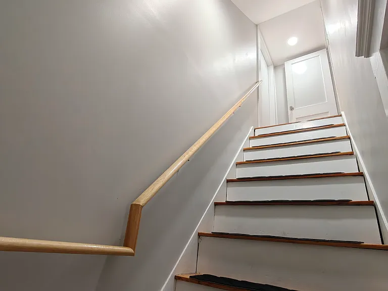830 Fellsway — Photo 2