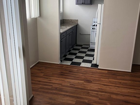 5th image of 1830 N Kingsley Dr APT 308