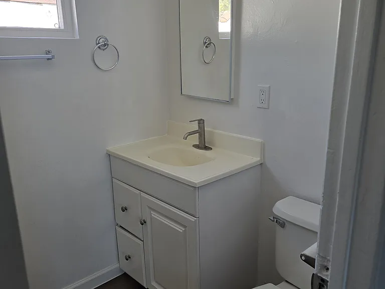 428 E Foothill Blvd #A — Photo 6
