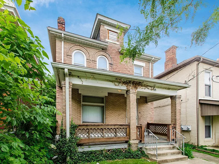 49 Euclid Ave — Photo 2