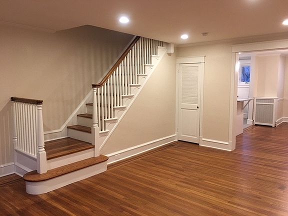 2nd image of 3421 W Penn St