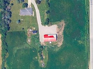 17954 E 10500n Rd, Grant Park, IL 60940