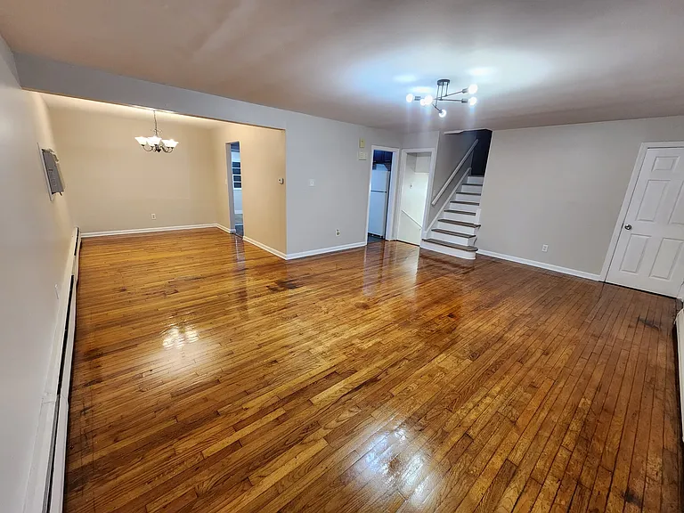 1704 Heck Ave — Photo 5